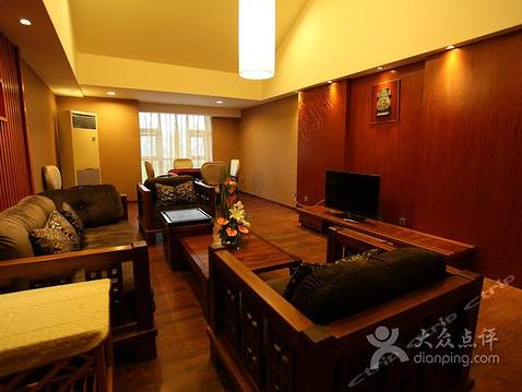 世博花园酒店自助餐厅