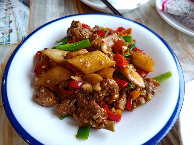 椿记烧鹅(江滨店)