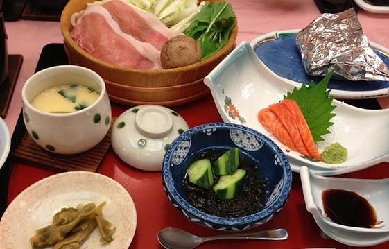 精进湖温泉酒店餐厅