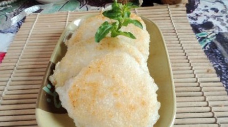 巴村人石板烤糍粑