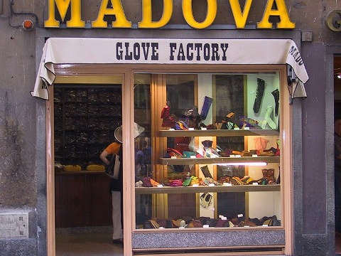 Madova gloves旅游景点图片