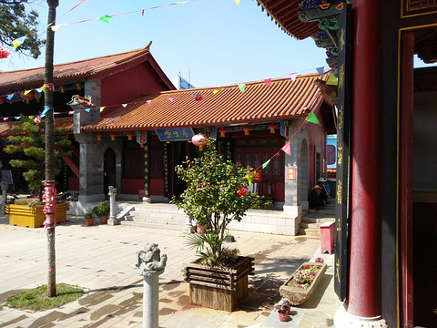 龙王庙(大石坝石油小区西北)旅游景点图片