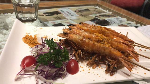 小酒窝休闲烤吧(美食街店)