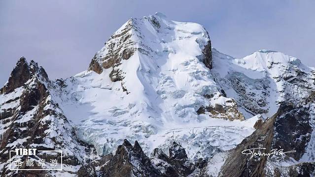 雅拉香布雪山