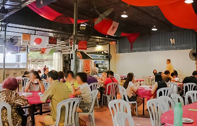 Teluk Kumbar Seafood Restaurant