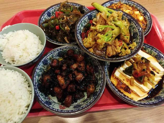 顺旺基中式快餐(坊前店)