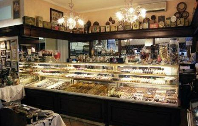 Cova  MONTENAPOLEONE