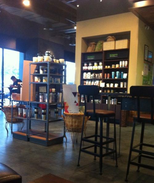 星巴克(济南丁豪广场店)