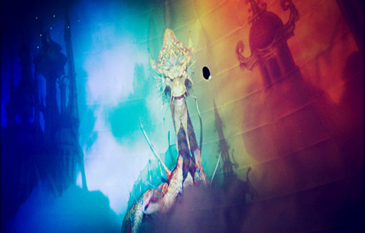 【澳门】新濠天地《天幕龙腾》表演