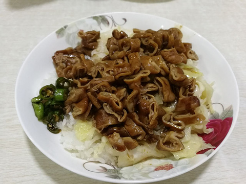 隆昌猪脚饭(银丝街店)