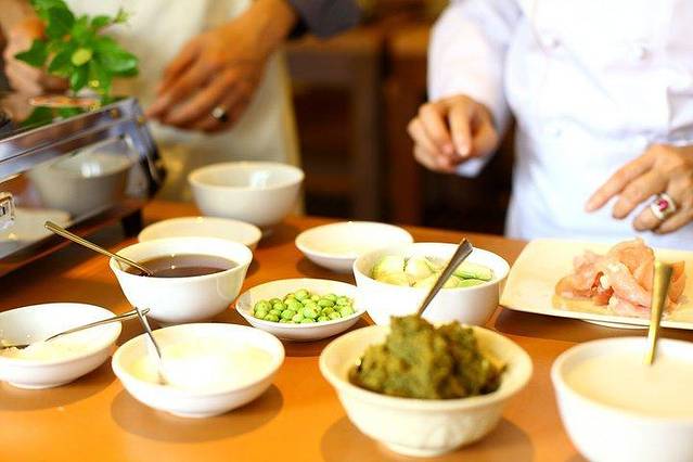 纳吉泰式烹饪学校