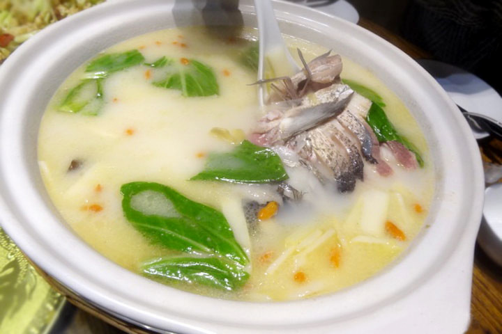 泉畔人家(大明湖店)