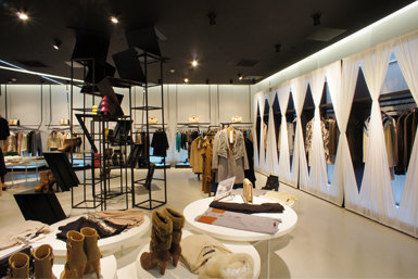 丽江国际购物广场