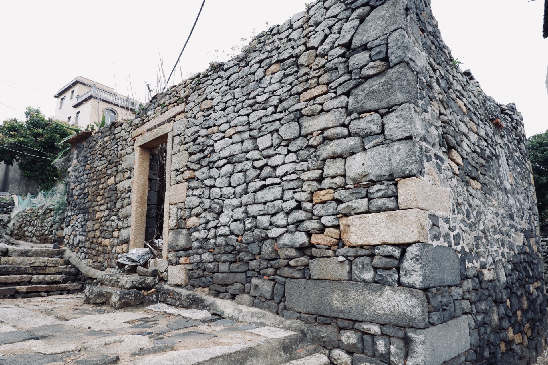 明代古城镇海卫