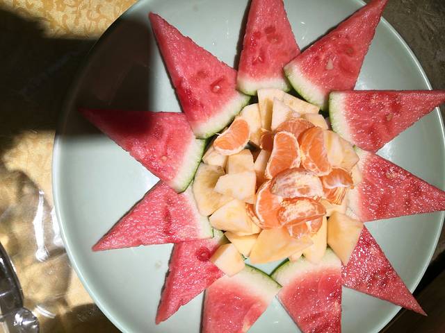 家常菜合家欢烤鸭店