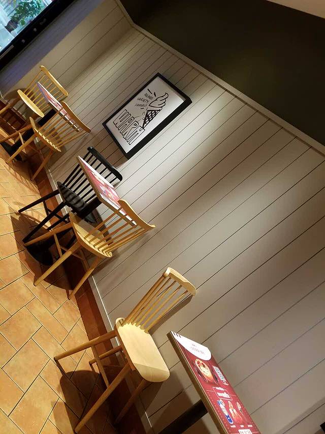 肯德基(东河维多利店)