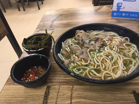 小羊乐乐羊肉粉(沙湾店)旅游景点图片