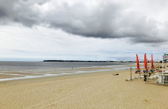 L'Eden Beach旅游景点图片