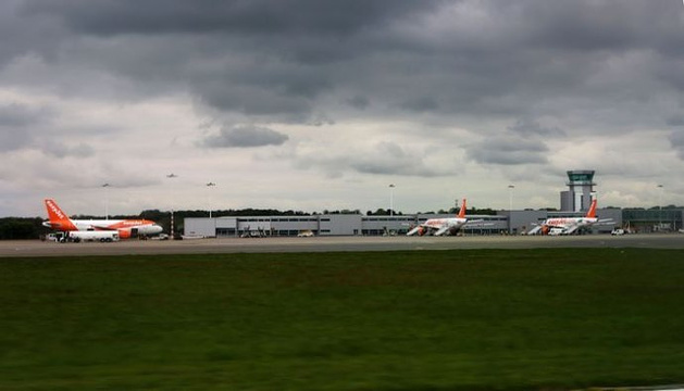 布里斯托尔机场旅游景点图片