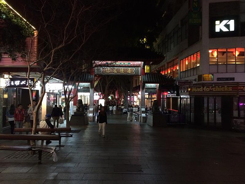 周五唐人街夜市旅游景点图片