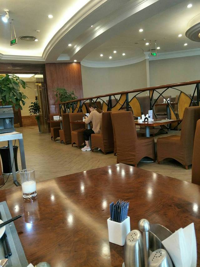 金鹰尚美酒店·曼哈顿西餐厅