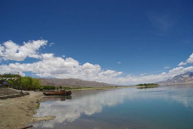 桑耶景区渡口