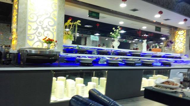 臻膳轩自助涮烤城(新长百商厦店)