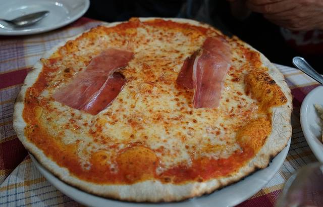 Trattoria Pizzeria Luzzi dal 1945