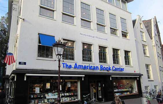 The American Book Center旅游景点图片