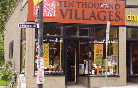Ten Thousand Villages商店的图片
