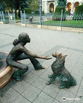 "Girl With Her Dog" Statue