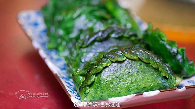 山与山间农家歺厅