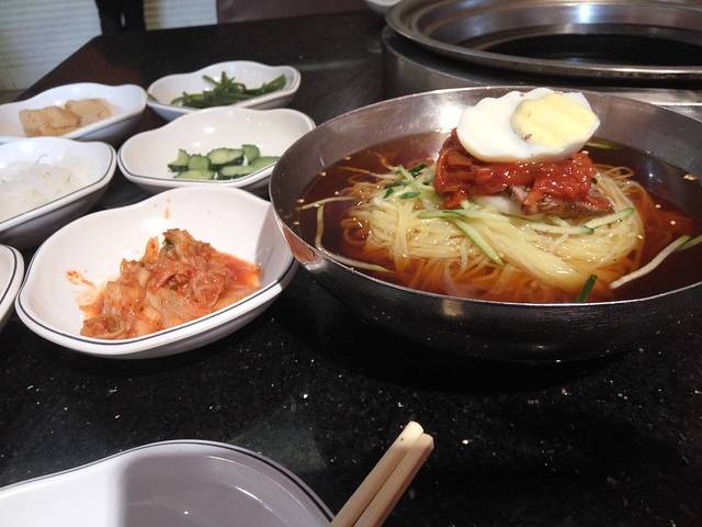 金釜山韩国传统烤肉(固安店)