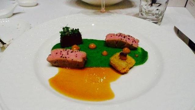 Onyx Wine Tree Restaurant