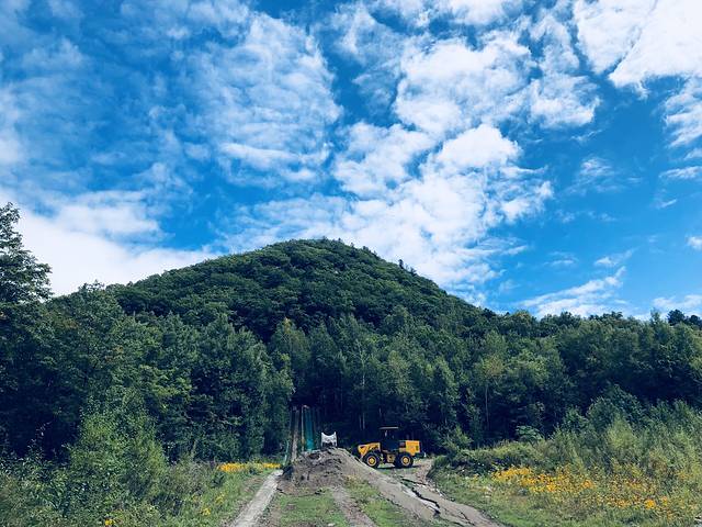 长白山奶头山女真风景区