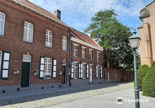 Beguinage Museum旅游景点图片