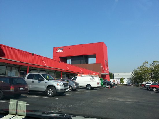 iFLY Indoor Skydiving - Seattle