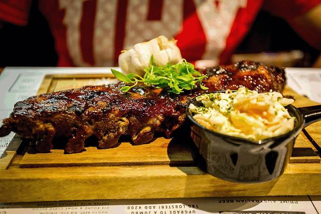 The Bull & Claw 鳌足汇