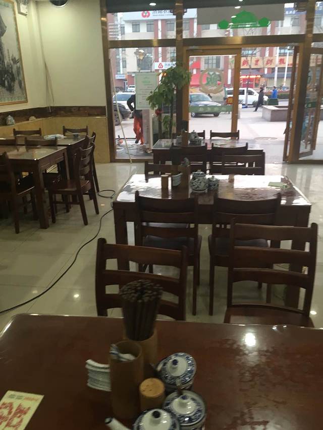 马氏靖豪牛肉面老西安泡馍(孙村小区店)