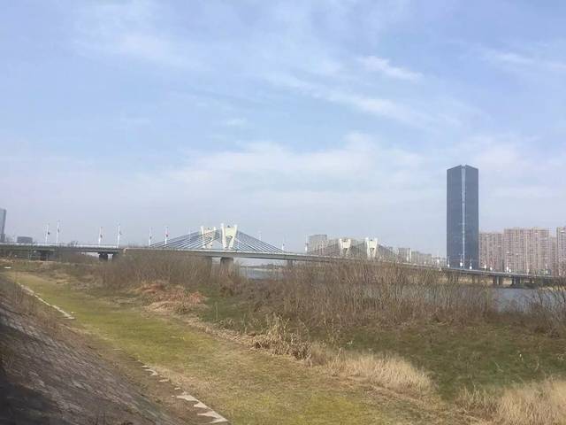 上虞滨江体育公园