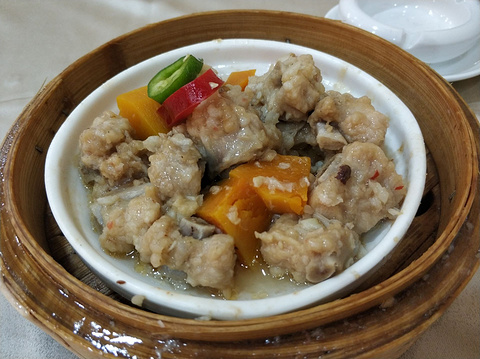 益健美食大广场