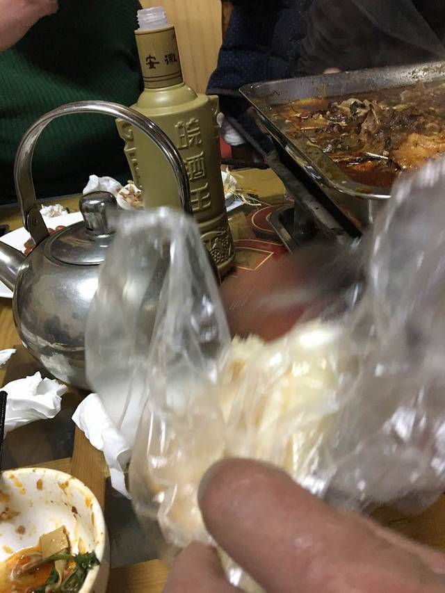 老李农夫烤鱼馆(湖心路总店)