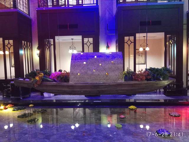 东海怡品海鲜豆捞(湖滨店)