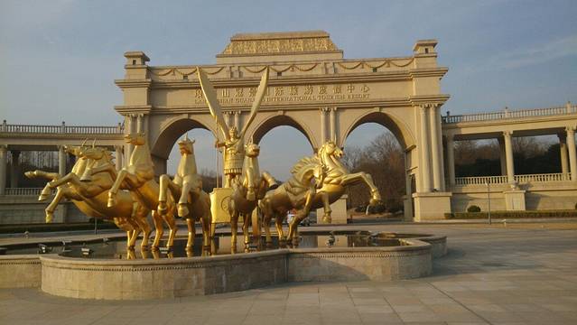 琅琊山冠景高尔夫练习场