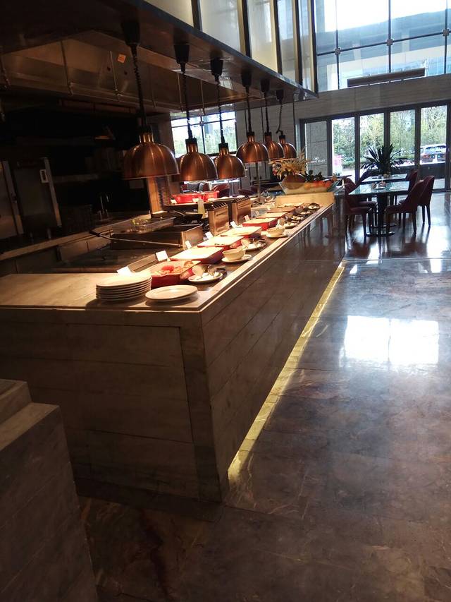 皇冠假日酒店飨食汇西餐厅