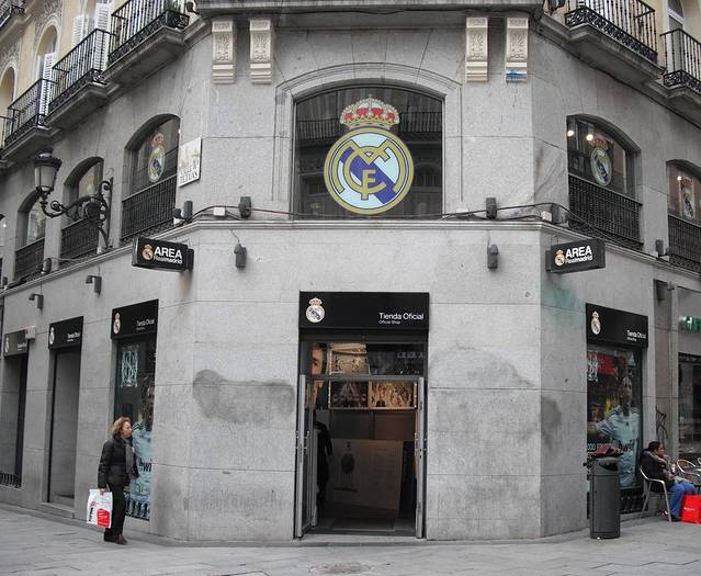 皇马官方专卖店（Gran Vía）