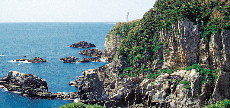 Cape Ashizuri Lighthouse旅游景点图片