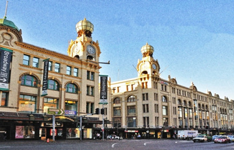 百老汇购物中心