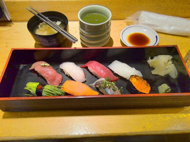 Tsukiji Donburi Ichiba