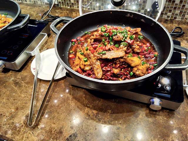 吉布鲁牛排海鲜自助(武陵万达店)